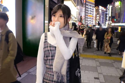gana-2222 和男友刚分手的美少女-sarga