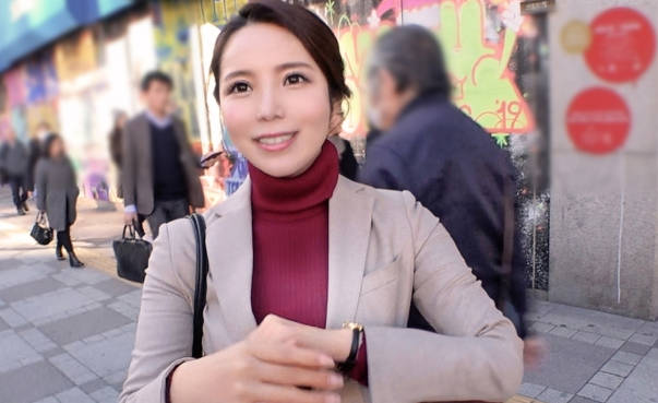 gana-2223 就算很久没见男朋友也不寂寞的美女-sarga